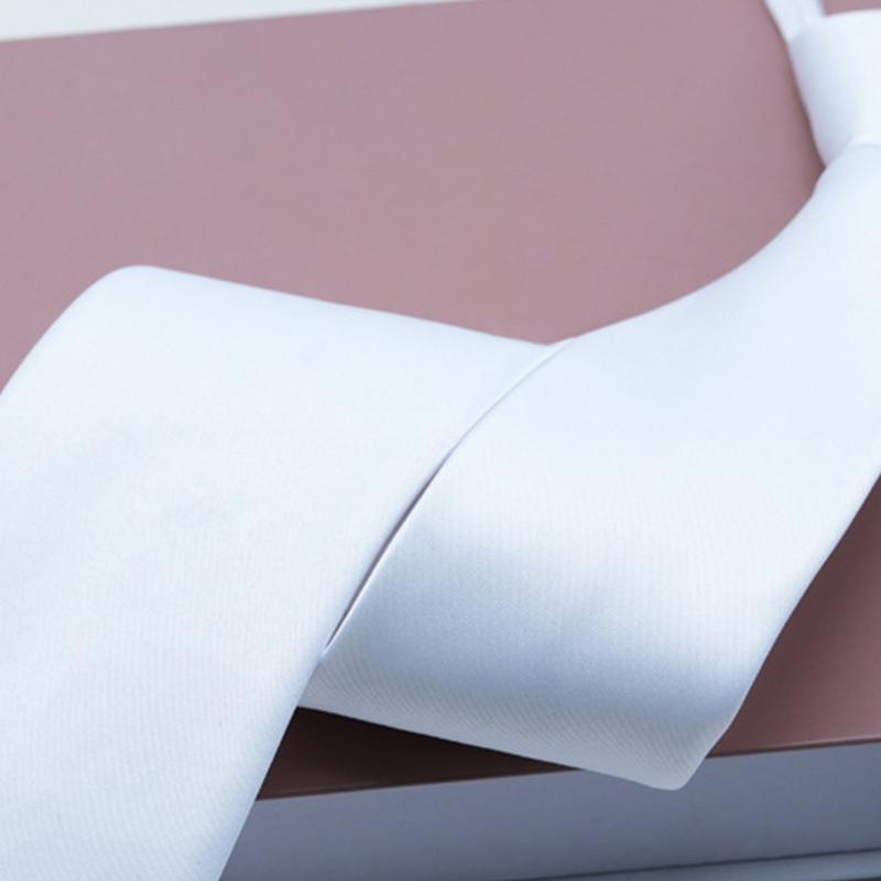 Modische Krawatte mit Reißvers – Bow Tie Pre Tied Bewertung und Preis
