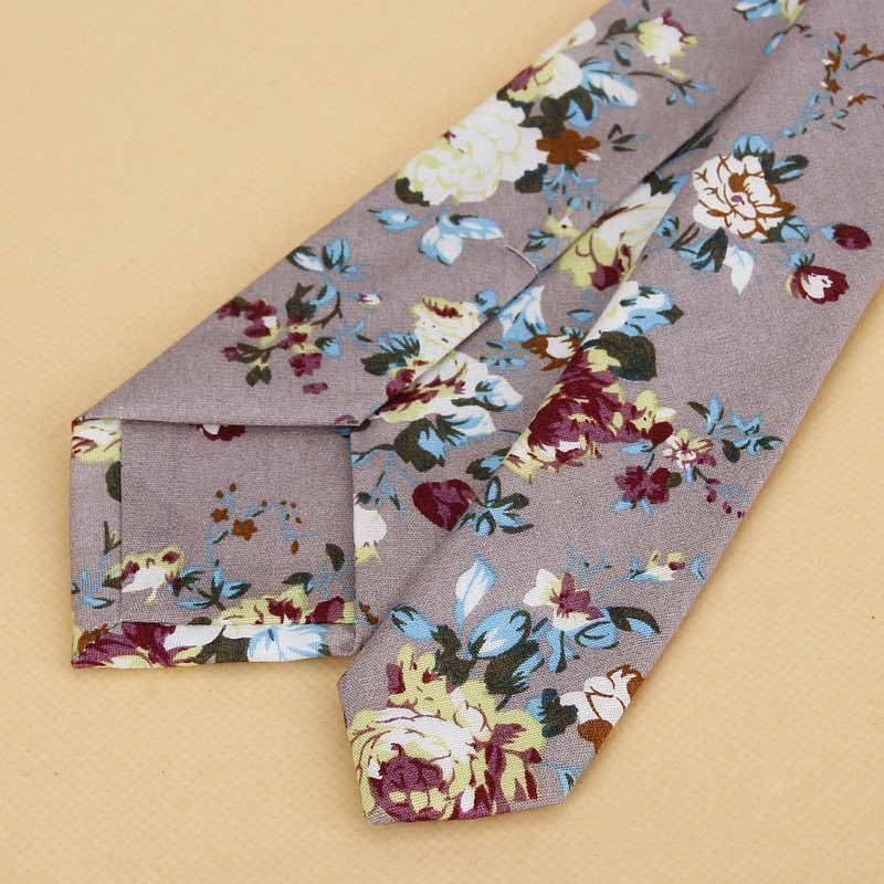 Brandneue florale Krawatte für – Skinny Tie Men Bewertung und Preis